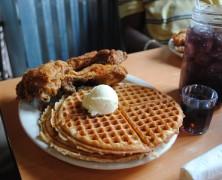 Lo-Lo’s Chicken and Waffles